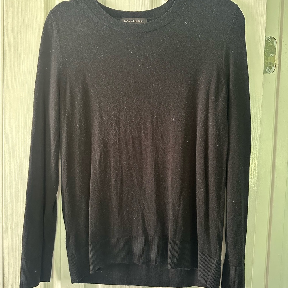 Banana Republic Forever Sweater - Size M